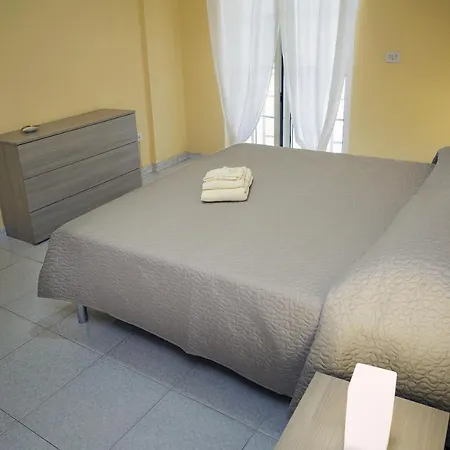 Stanza Eucalipto * Caserta